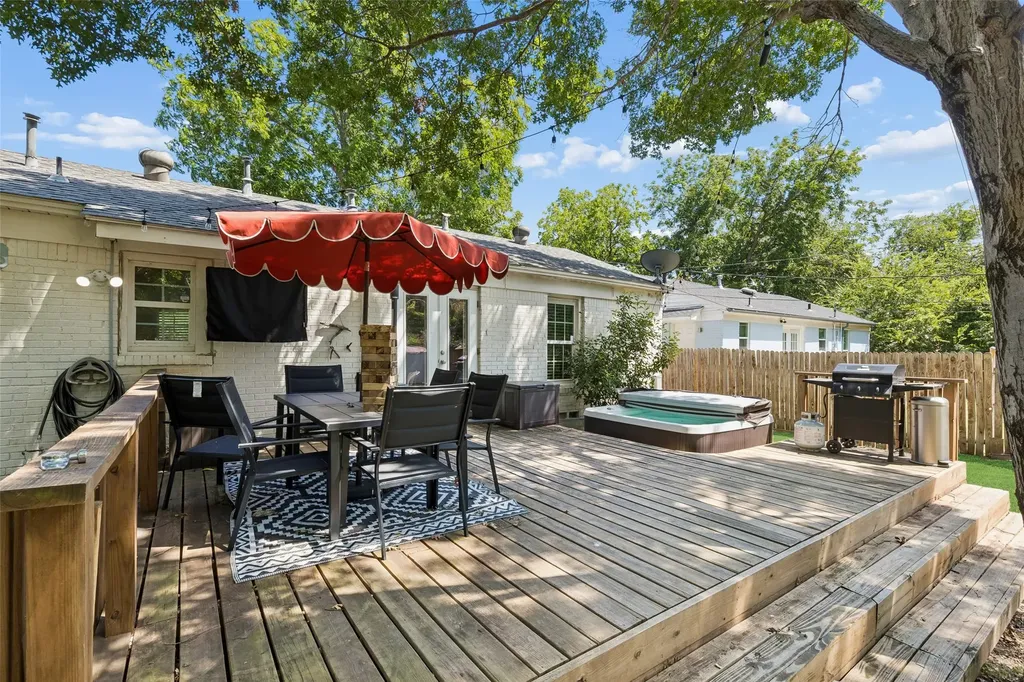 10633 Cayuga Drive Dallas TX 75228