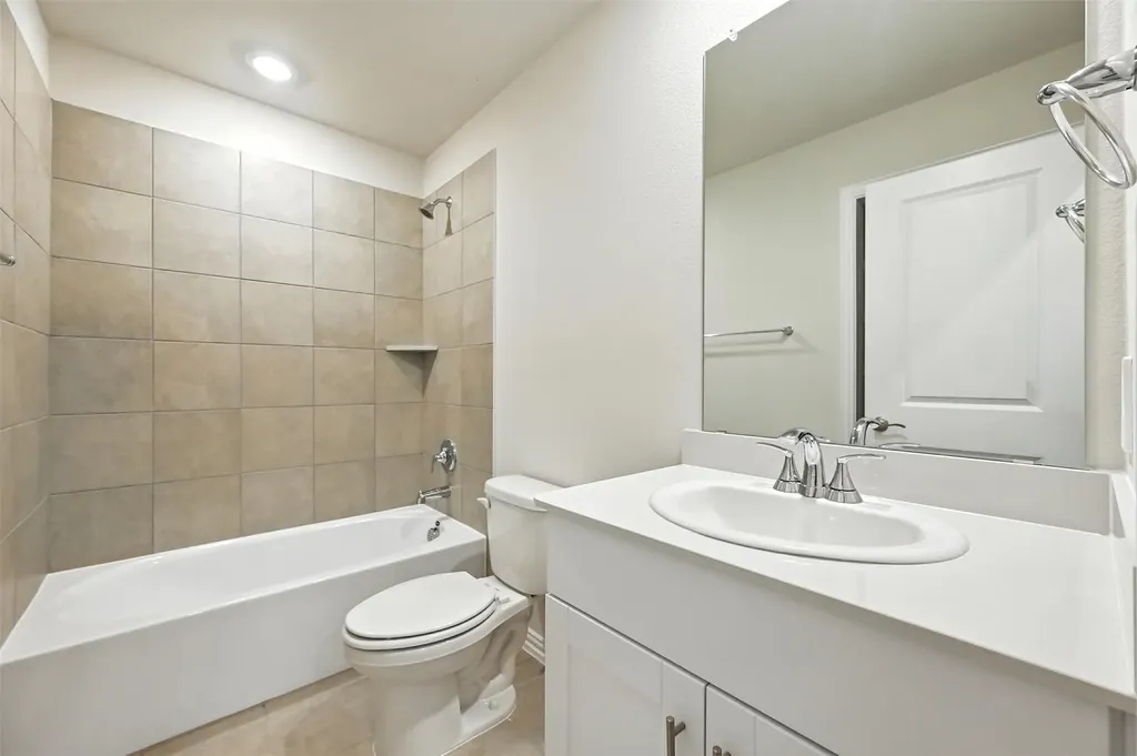 6629 Coyote Valley Trail Fort Worth TX 76036
