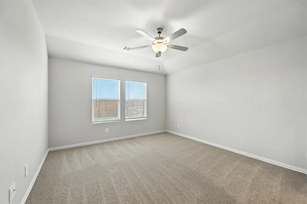 6629 Coyote Valley Trail Fort Worth TX 76036