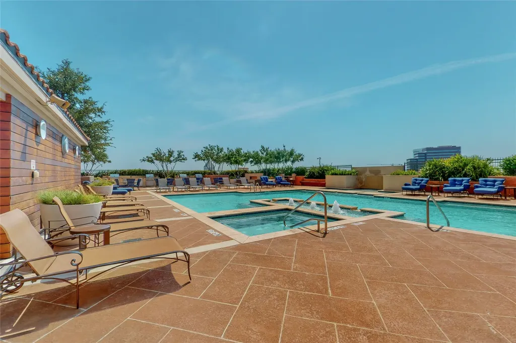 330 Las Colinas Boulevard E Irving TX 75039