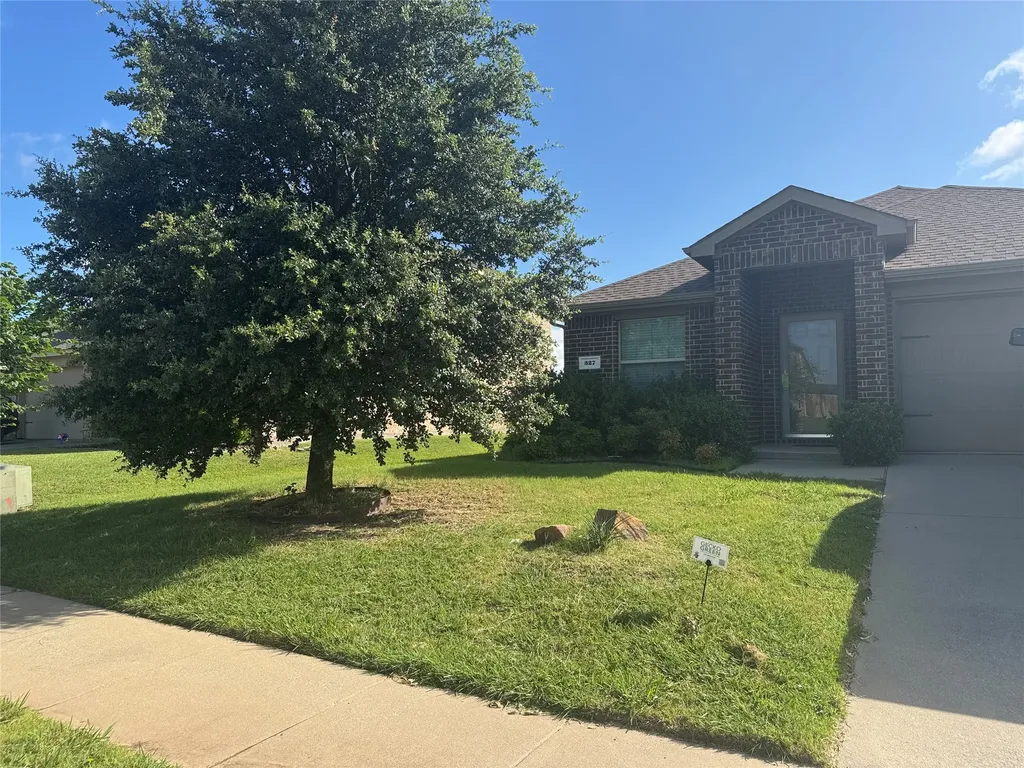 327 Elam Drive Anna TX 75409
