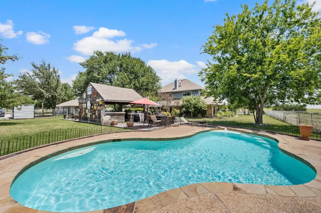 617 Malloy Lane Ovilla TX 75154