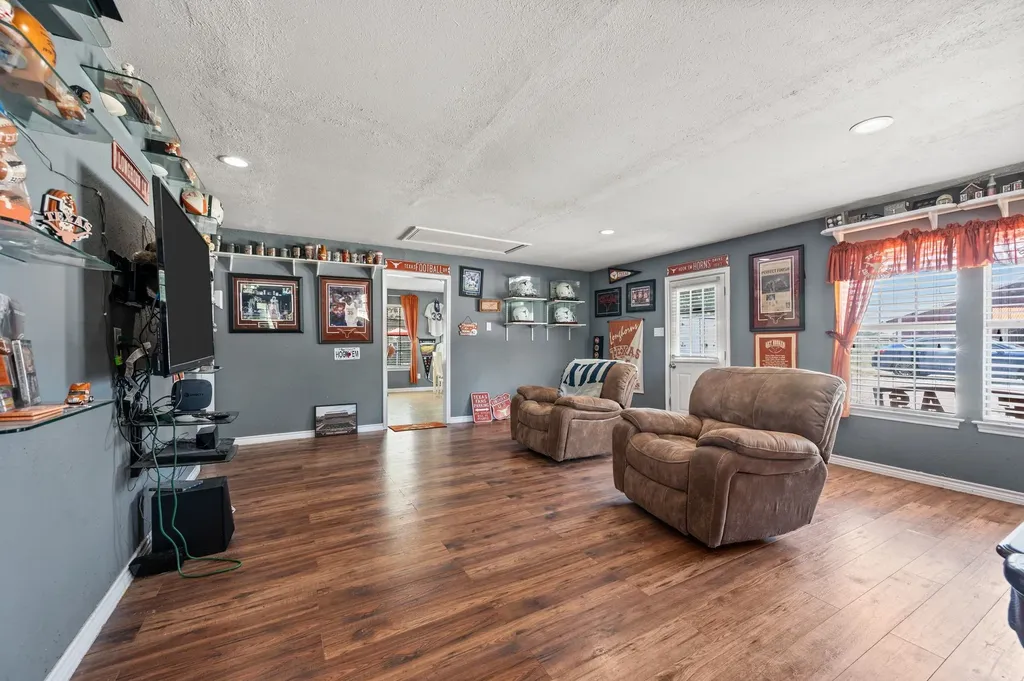 617 Malloy Lane Ovilla TX 75154