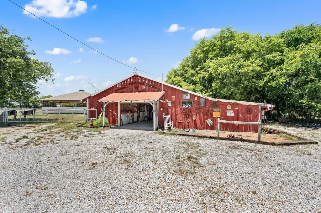 617 Malloy Lane Ovilla TX 75154