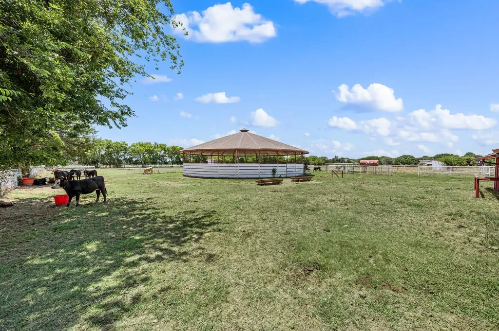 617 Malloy Lane Ovilla TX 75154
