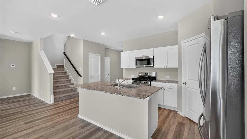 1052 Foxburg Drive Fort Worth TX 76131