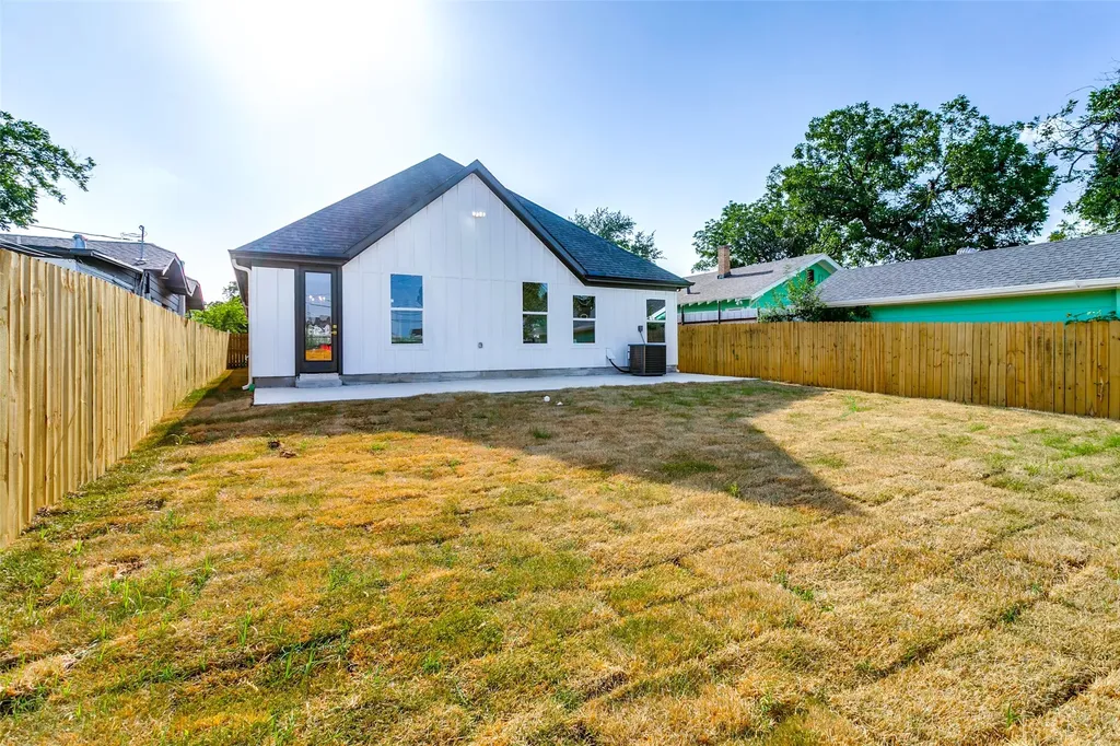 3641 Travis Avenue Fort Worth TX 76110