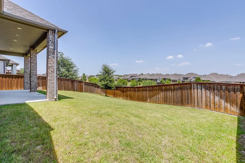 5729 Lake Jackson Drive Fort Worth TX 76126