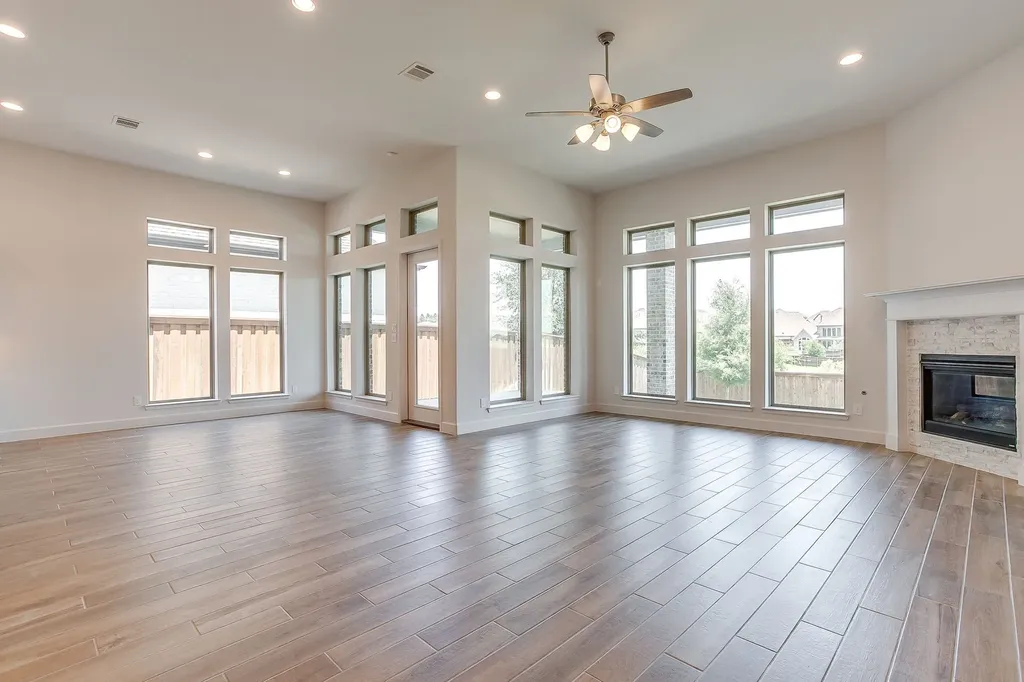 5729 Lake Jackson Drive Fort Worth TX 76126