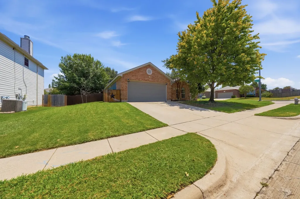 14016 Cedar Post Drive Fort Worth TX 76052