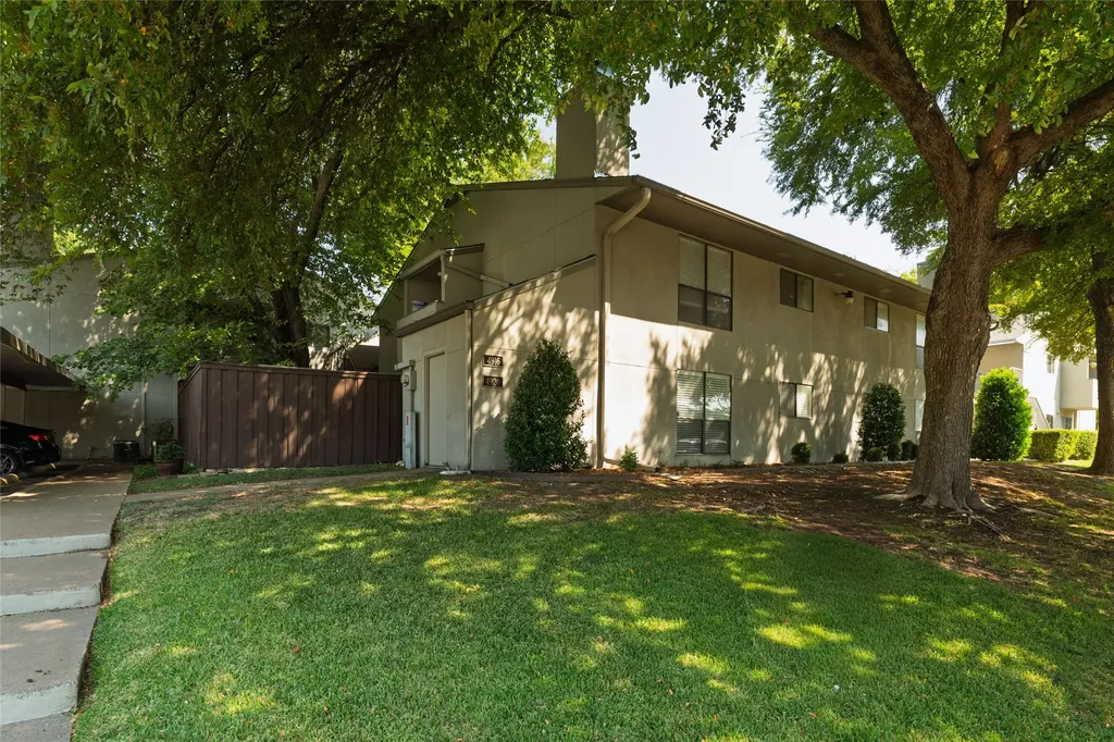 4920 Byers Avenue Fort Worth TX 76107