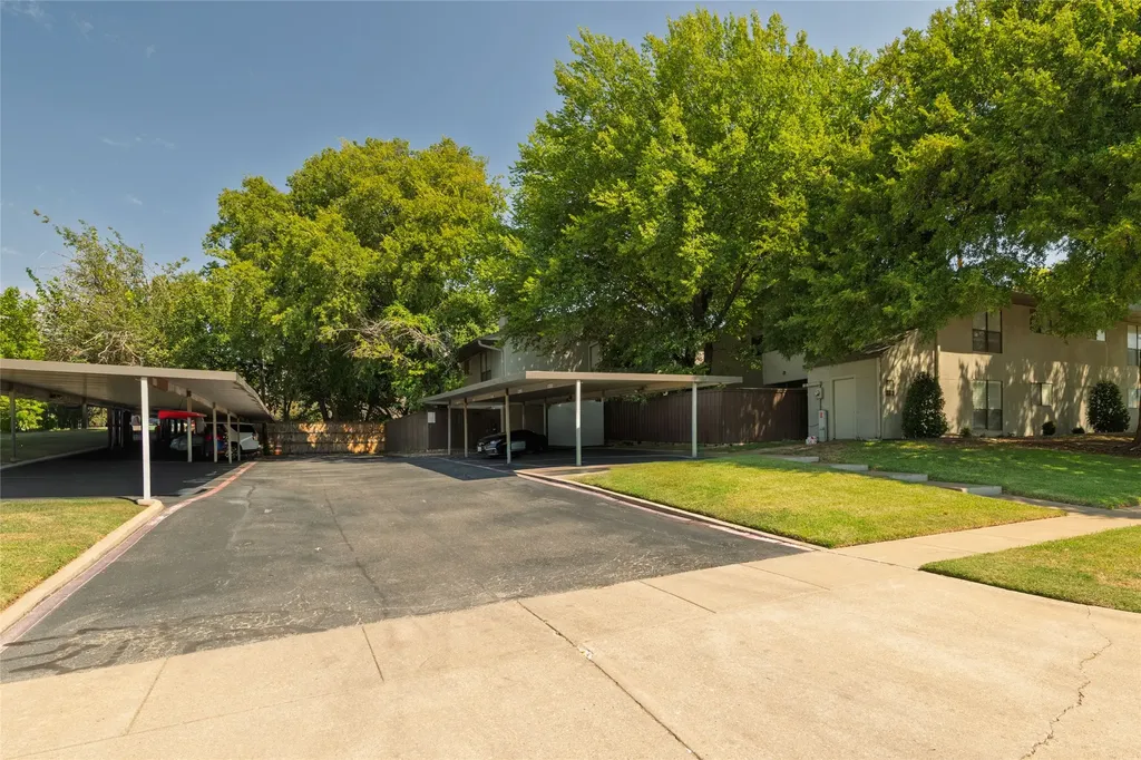4920 Byers Avenue Fort Worth TX 76107