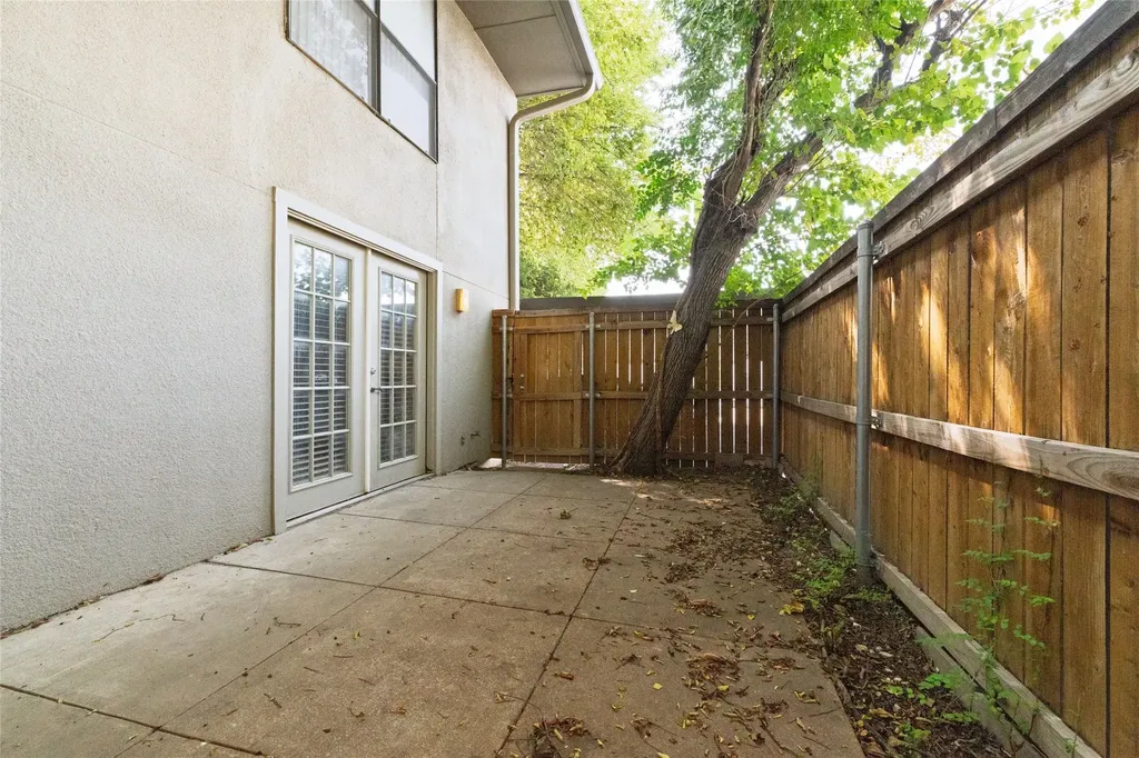 4920 Byers Avenue Fort Worth TX 76107
