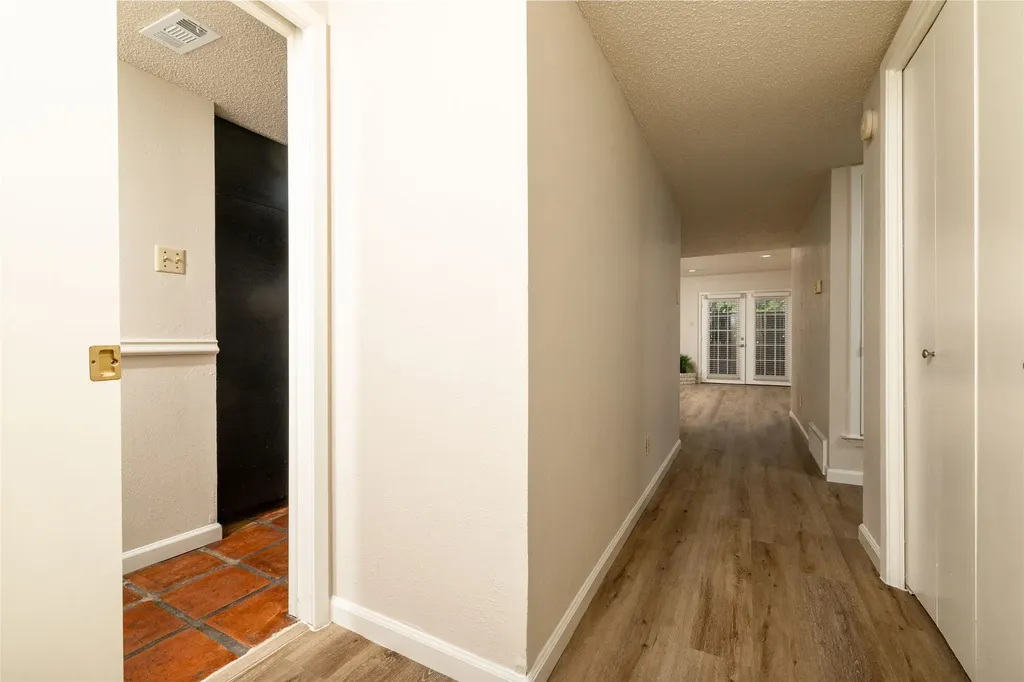 4920 Byers Avenue Fort Worth TX 76107