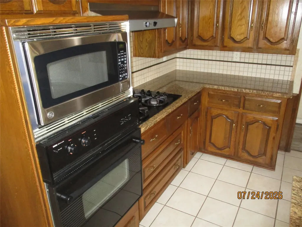 433 Tiffany Trail Richardson TX 75081
