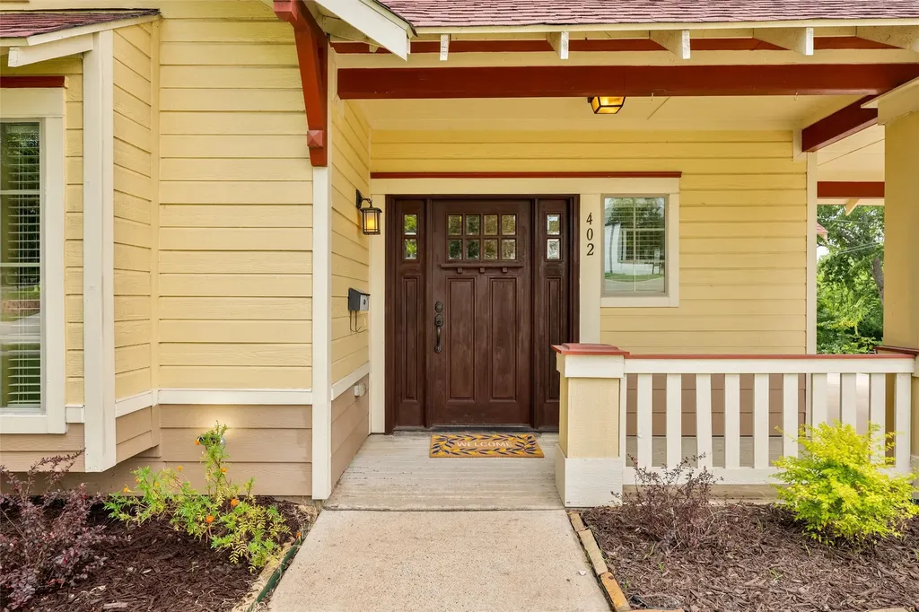 402 S Kentucky Street Mckinney TX 75069