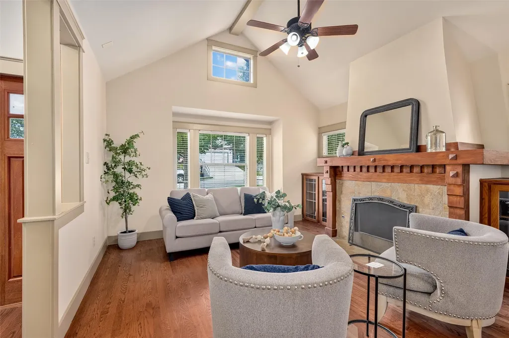 402 S Kentucky Street Mckinney TX 75069