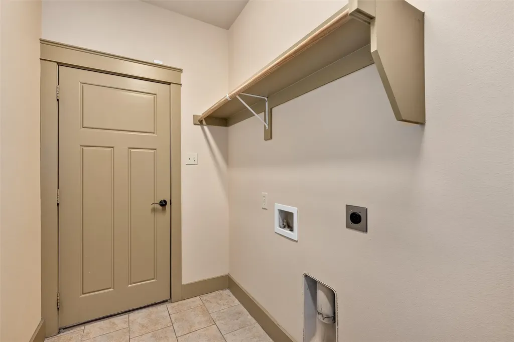 402 S Kentucky Street Mckinney TX 75069