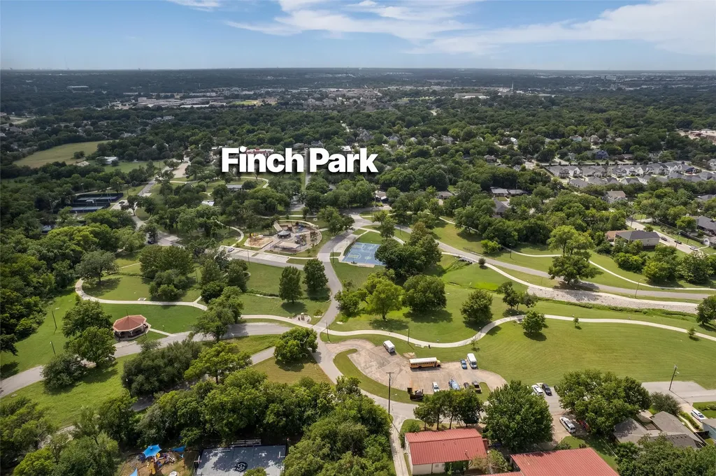 402 S Kentucky Street Mckinney TX 75069