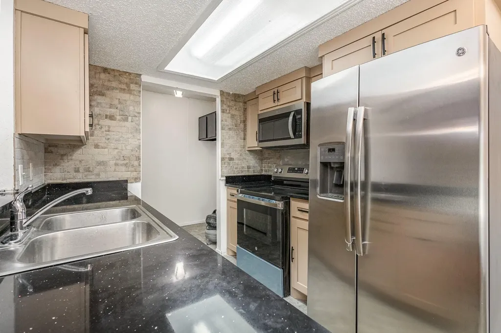 1506 Duet Drive Dallas TX 75241