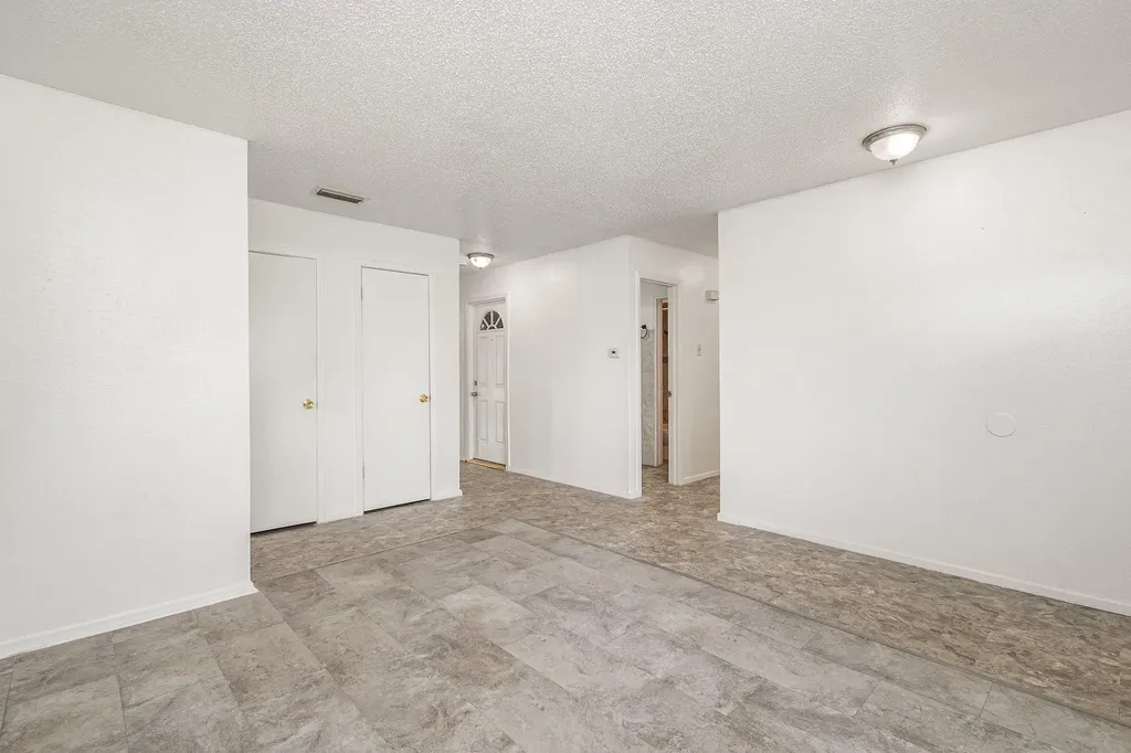 1506 Duet Drive Dallas TX 75241