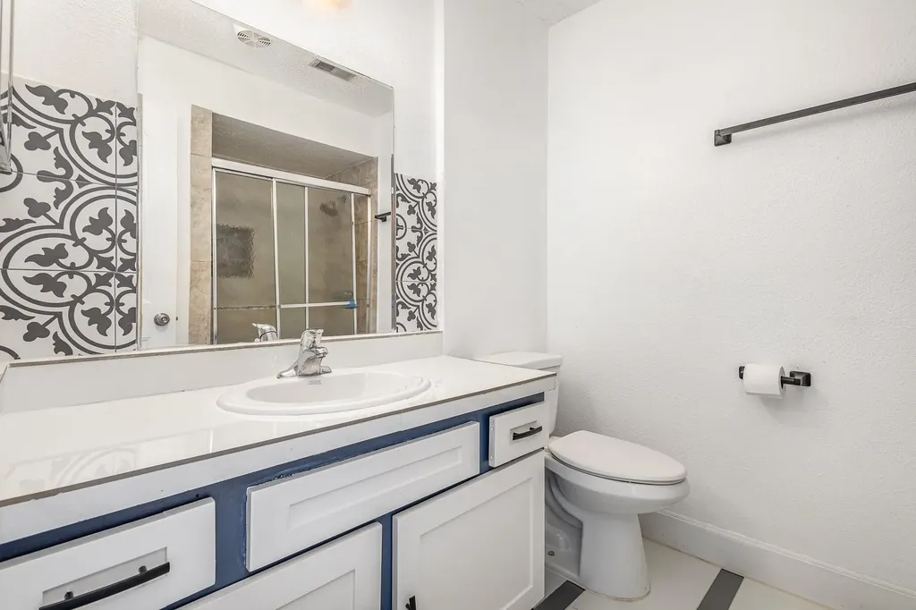 1506 Duet Drive Dallas TX 75241