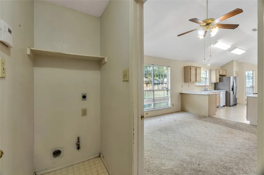 5206 Rio Court Arlington TX 76017