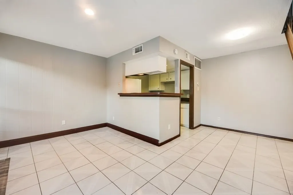 7152 Fair Oaks Avenue Dallas TX 75231