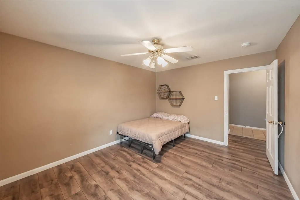 137 Roberts Drive Saginaw TX 76179