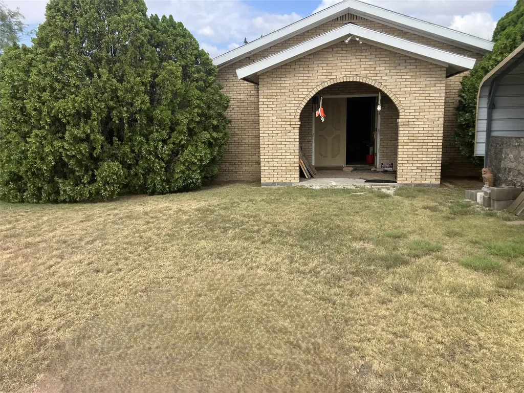 15080 Highway 126 TX 79537