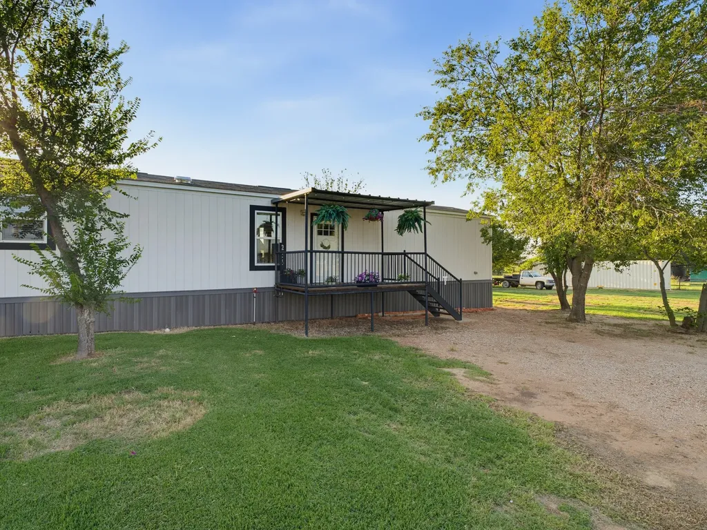 233 Fm 1883 Henrietta TX 76365