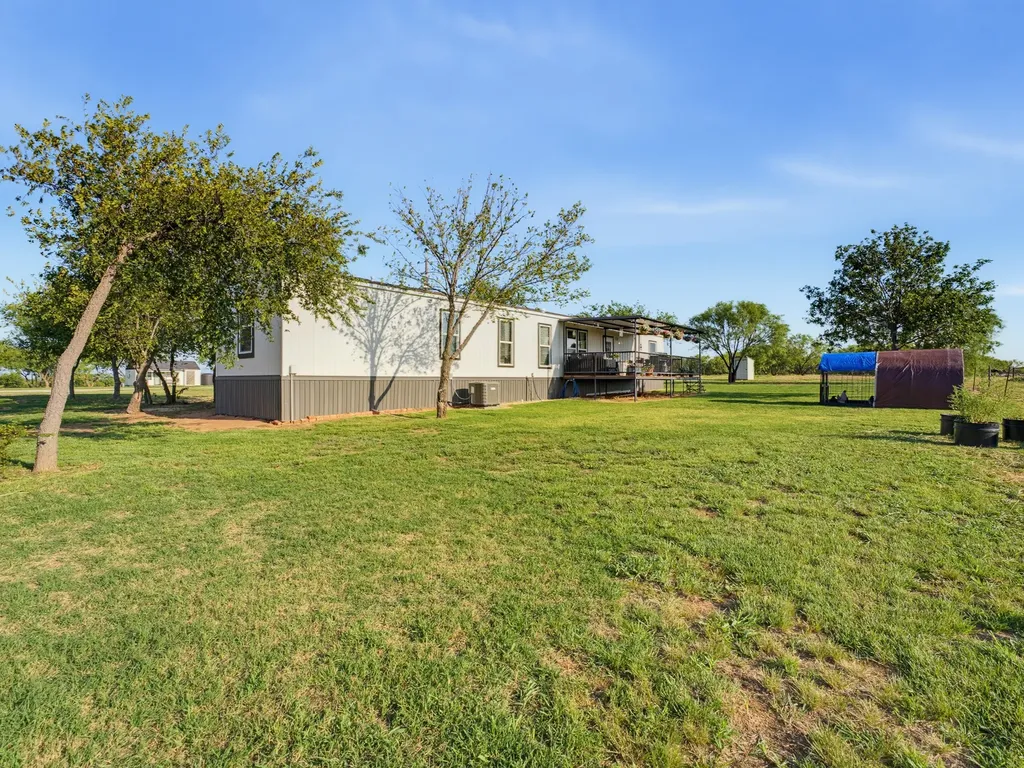 233 Fm 1883 Henrietta TX 76365