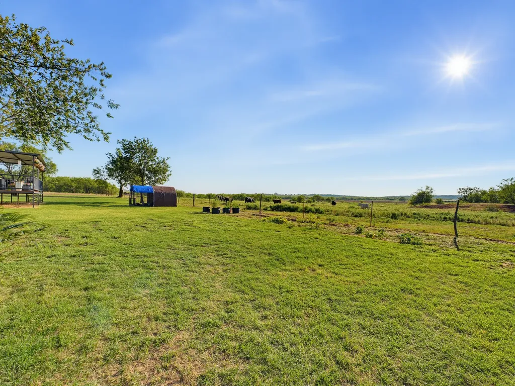 233 Fm 1883 Henrietta TX 76365