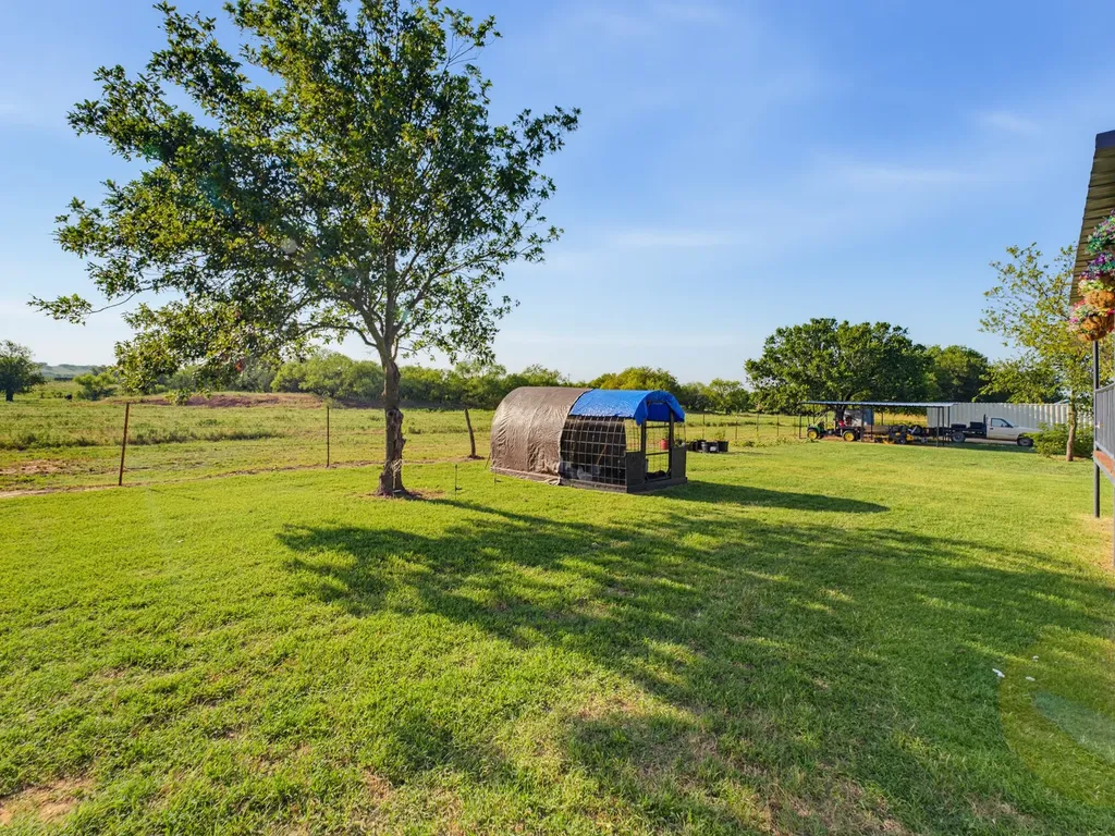 233 Fm 1883 Henrietta TX 76365