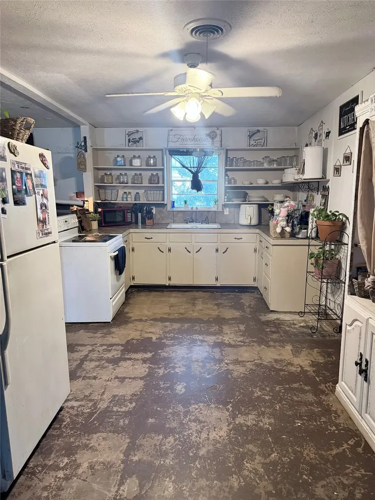 150 E Cooper Street Cooper TX 75432