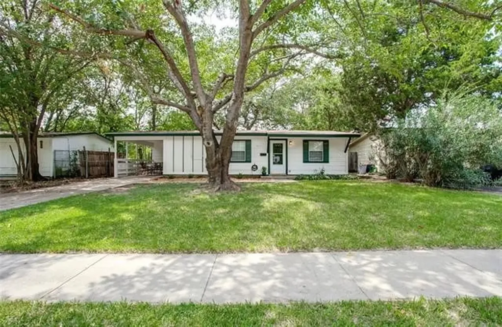 917 Grande Drive Mesquite TX 75149
