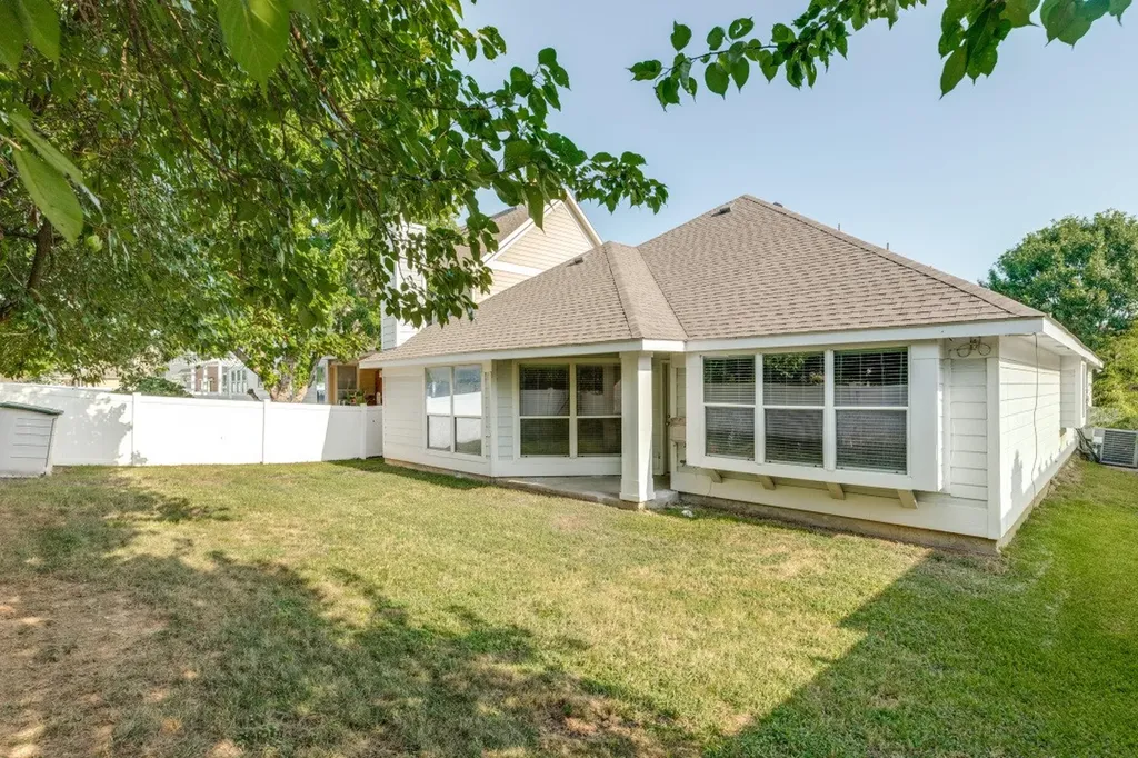 1504 Oakcrest Drive Providence Village TX 76227