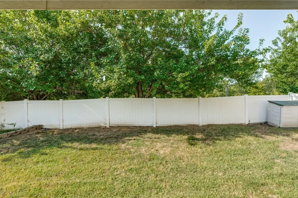1504 Oakcrest Drive Providence Village TX 76227