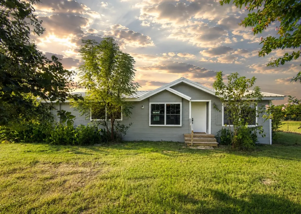 109 Brookshire Riesel TX 76682
