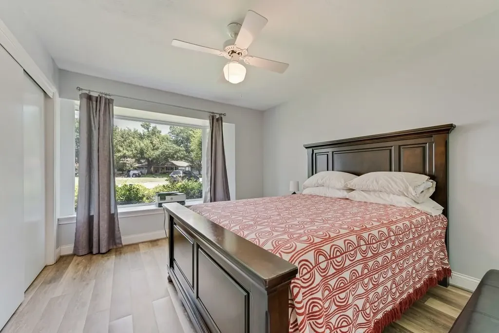 9619 Liptonshire Drive Dallas TX 75238