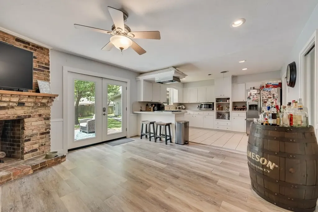 9619 Liptonshire Drive Dallas TX 75238