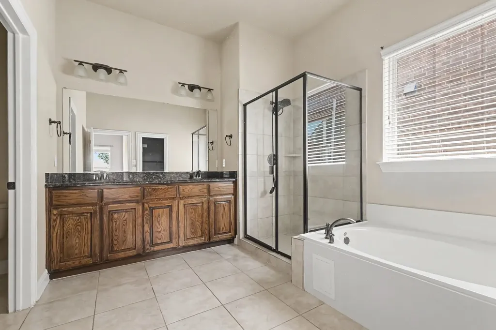 604 Darby Lane Mckinney TX 75072
