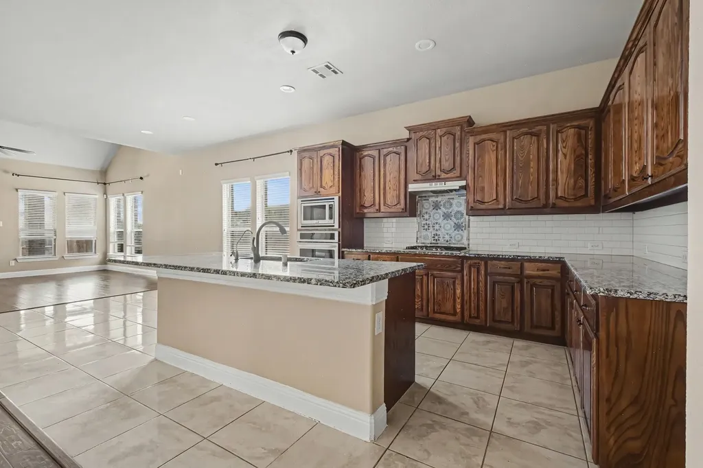 604 Darby Lane Mckinney TX 75072