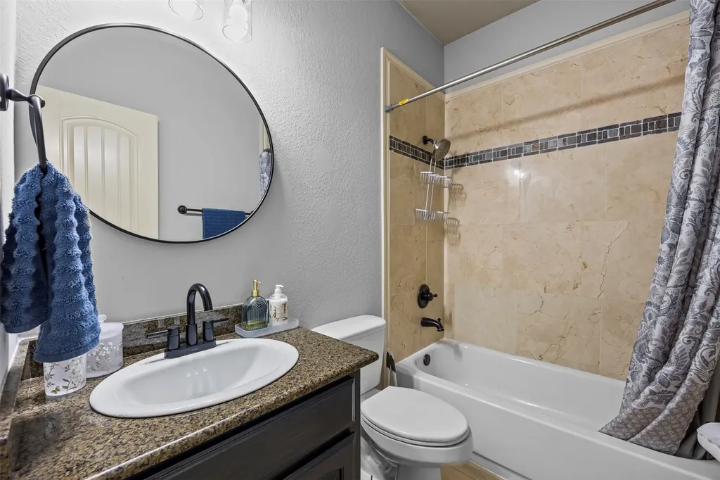 3175 Collins Road Burleson TX 76028