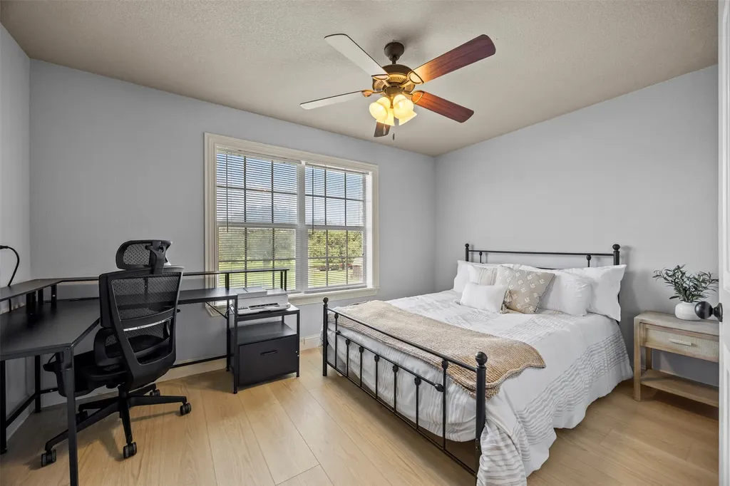 3175 Collins Road Burleson TX 76028