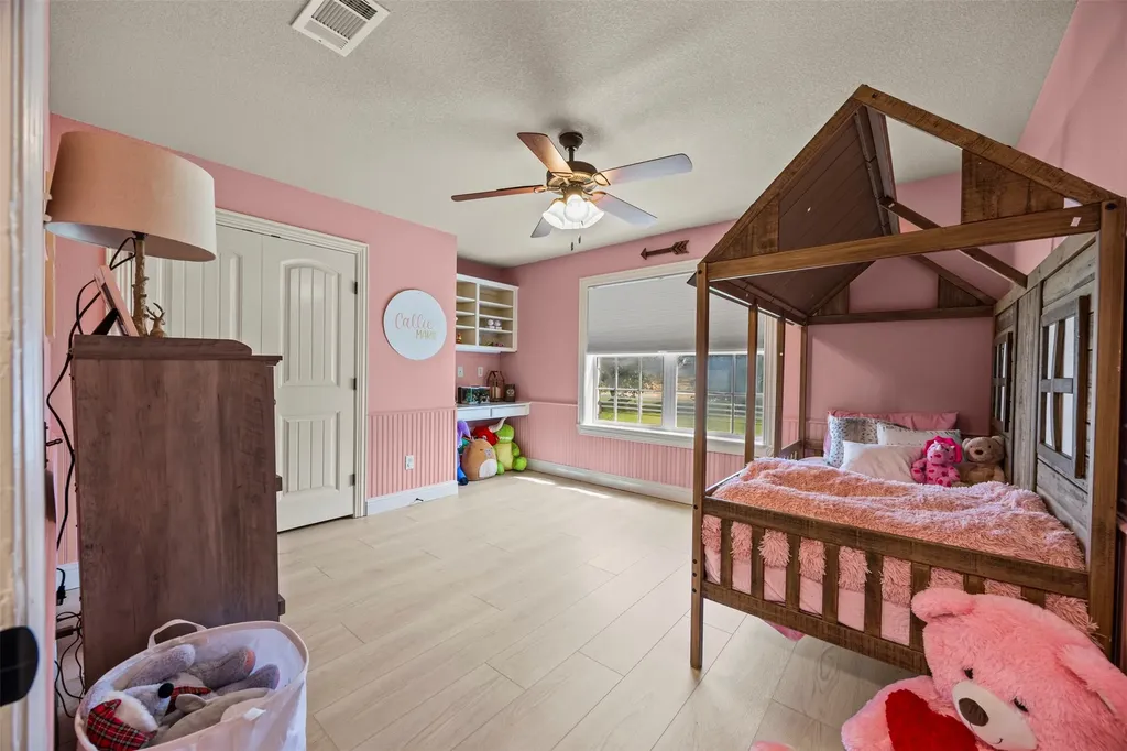 3175 Collins Road Burleson TX 76028