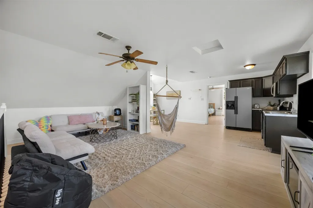 3175 Collins Road Burleson TX 76028