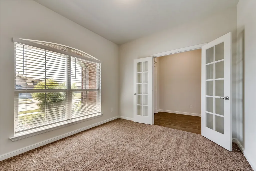 415 Helm Lane Azle TX 76020