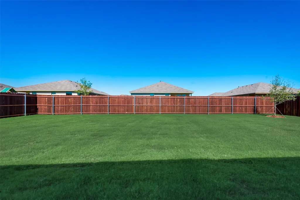 415 Helm Lane Azle TX 76020