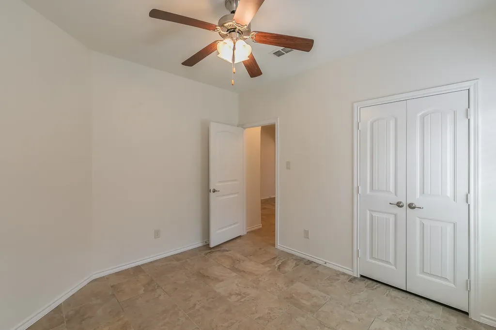 5115 Prestwick Drive Arlington TX 76001